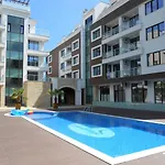 Stamopolu Lux с изглед към морето 普里莫尔斯科