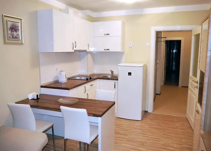 Stamopolu Lux с изглед към морето Szálloda *