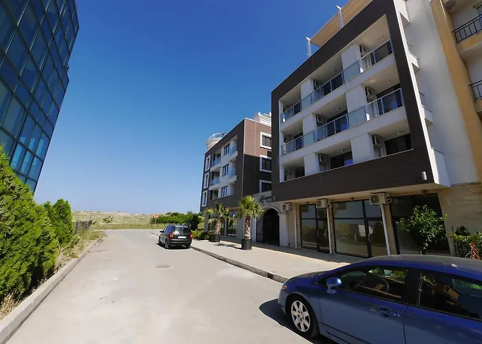 Stamopolu Lux с изглед към морето Szálloda Primorszko