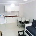 Stamopolu Lux с изглед към морето Primorsko