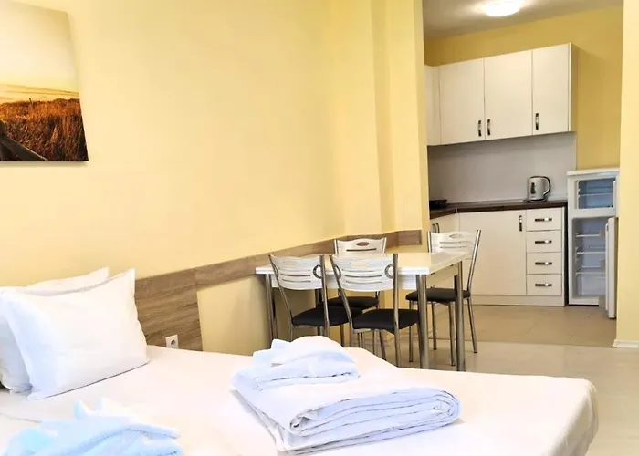 Stamopolu Lux с изглед към морето Hotel Primorsko